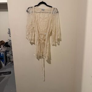 Grace & Lace Ivory Lace Coverup Size Medium